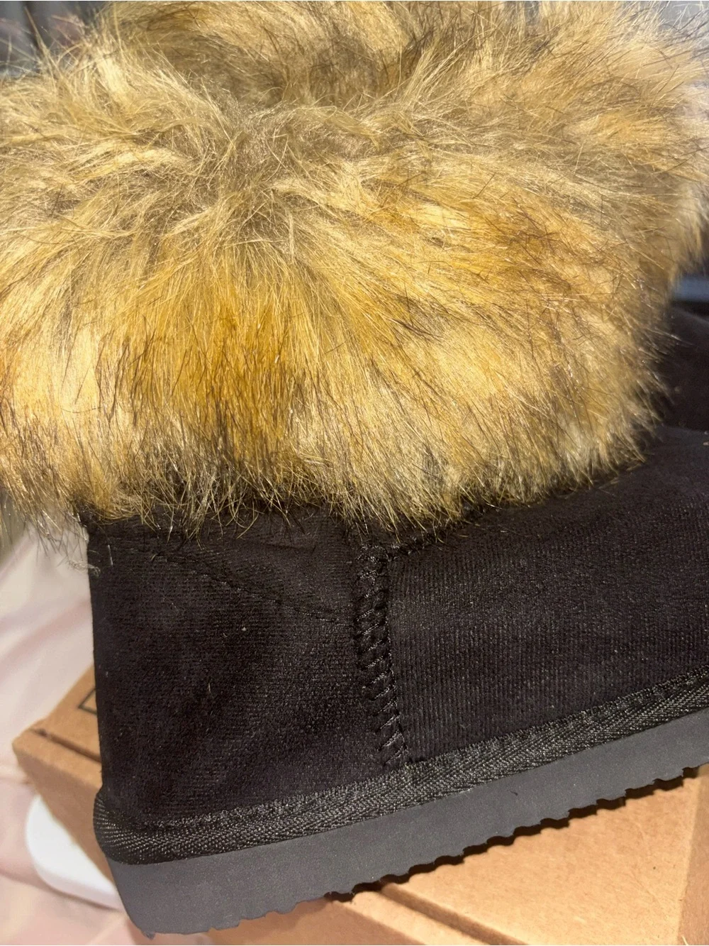 Women's Black Winter Faux-Fur Trim Boots